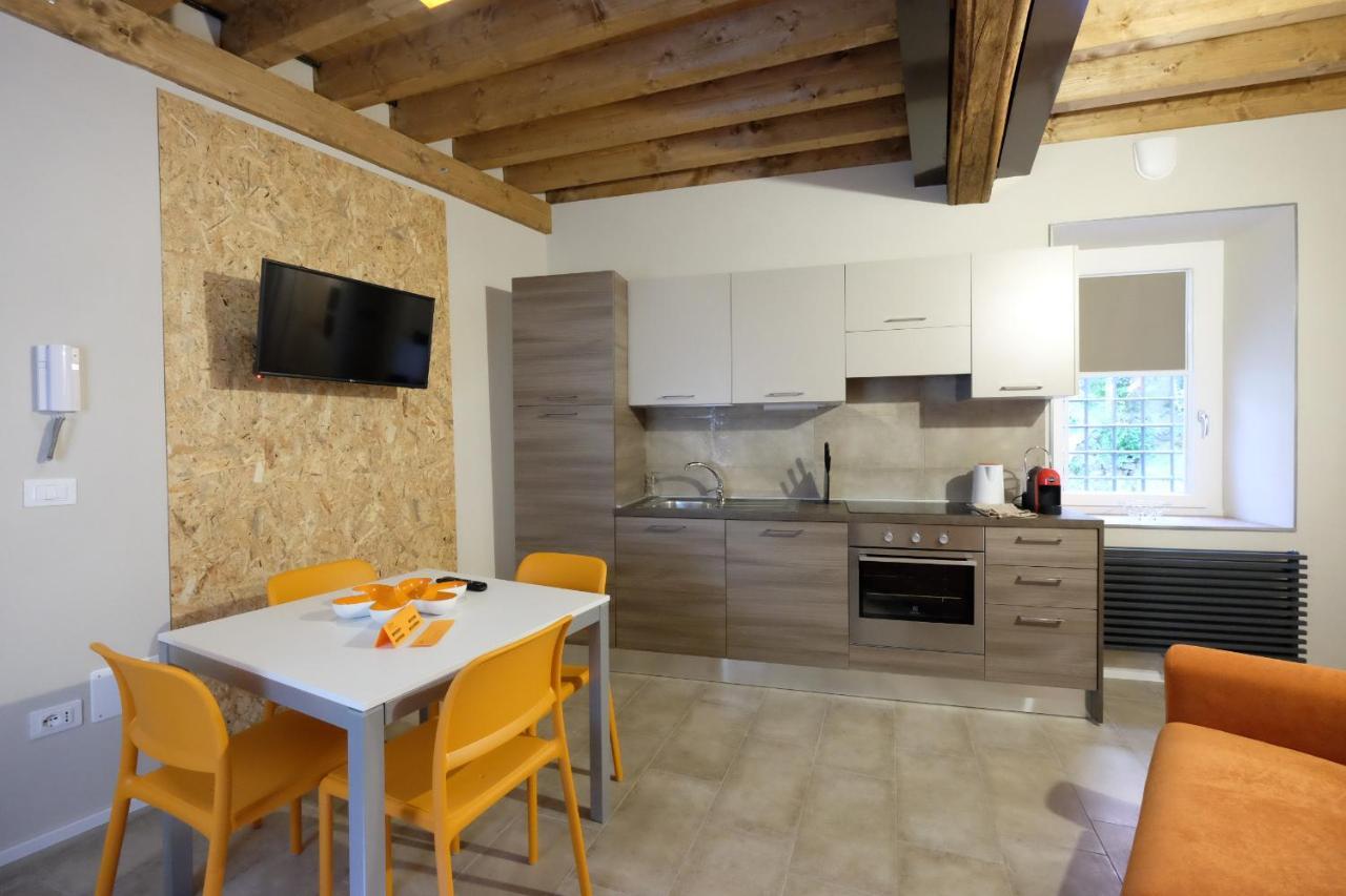 Domus Leydi Apartment Ivrea Luaran gambar