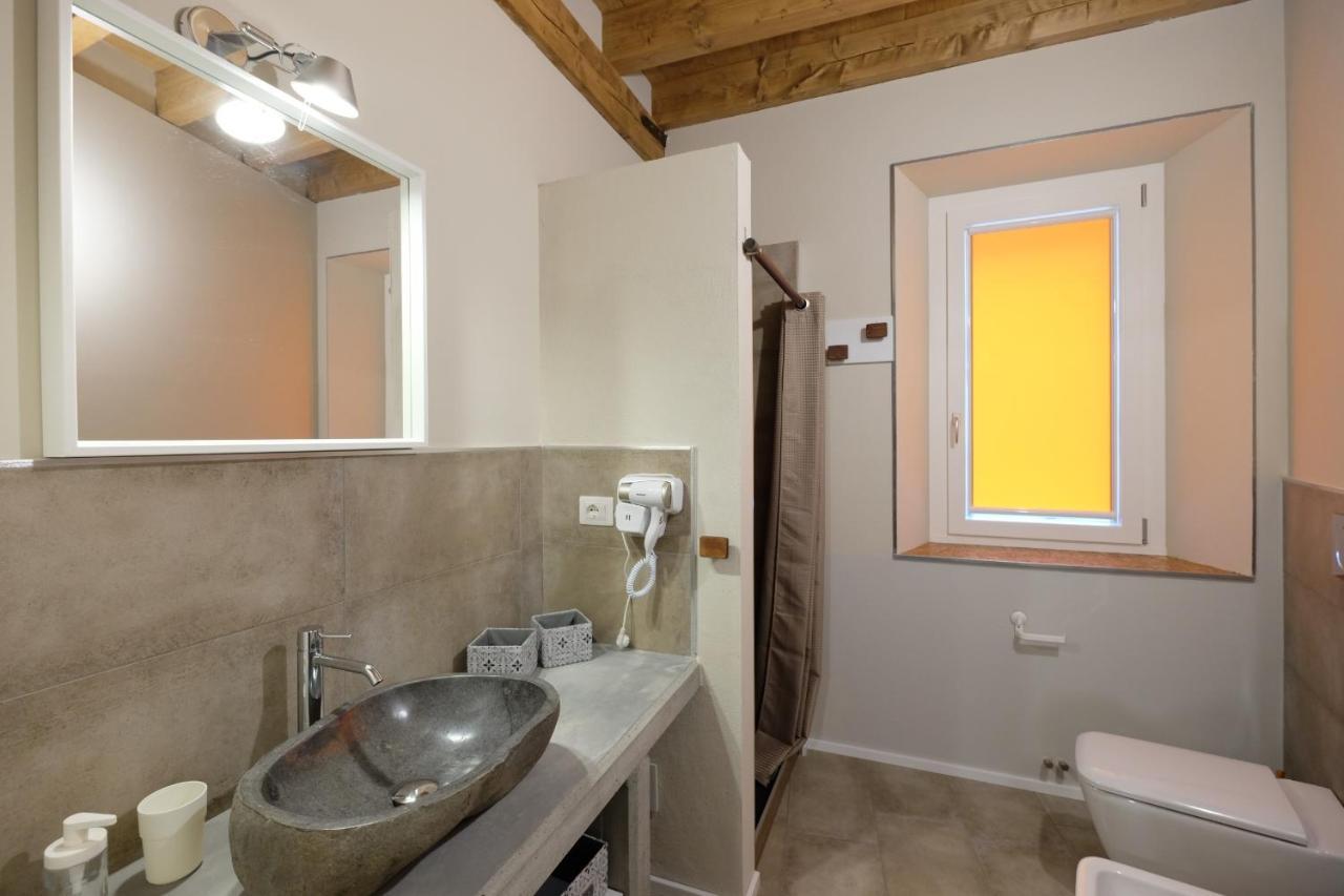 Domus Leydi Apartment Ivrea Luaran gambar