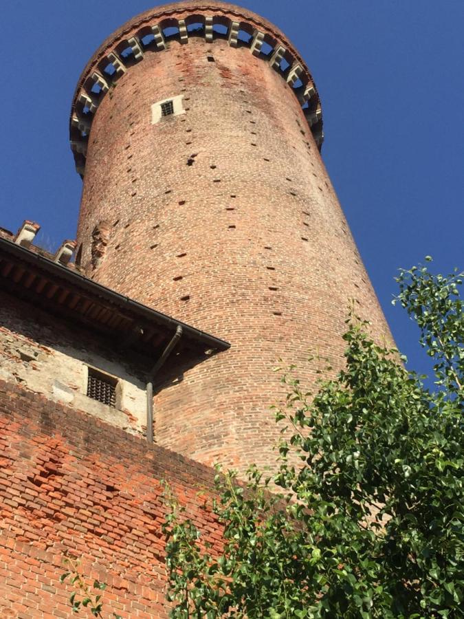 Domus Leydi Apartment Ivrea Luaran gambar