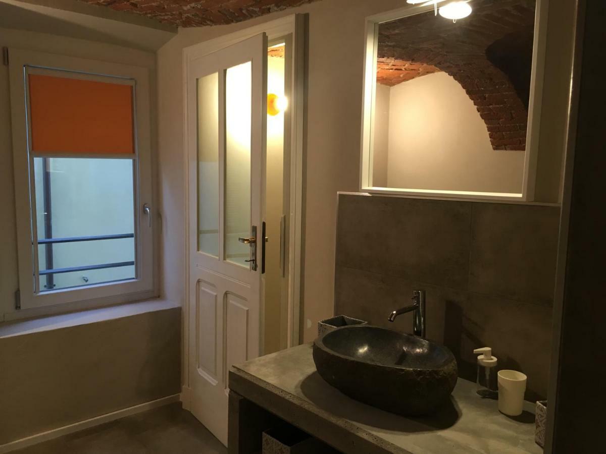Domus Leydi Apartment Ivrea Luaran gambar