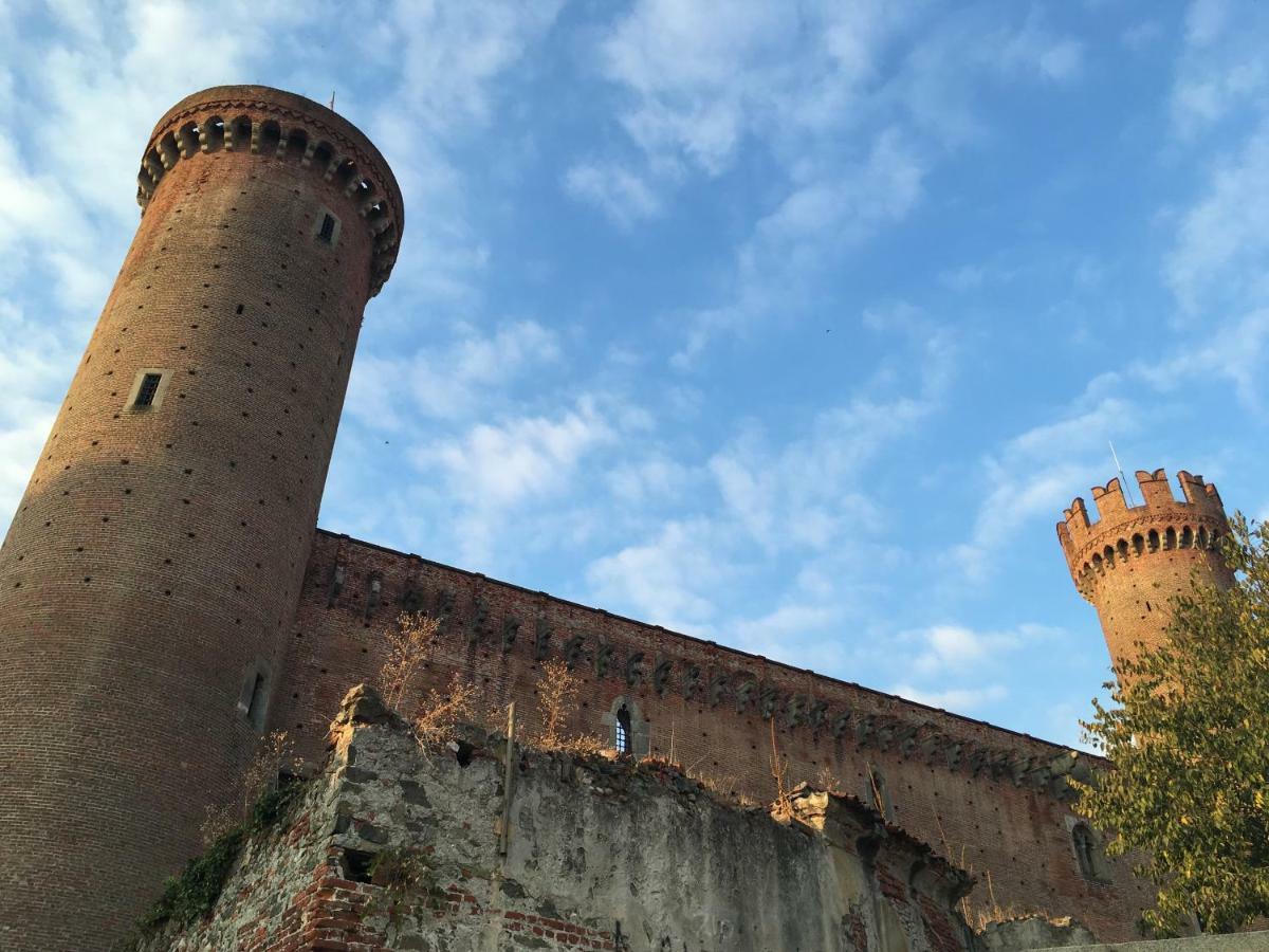 Domus Leydi Apartment Ivrea Luaran gambar