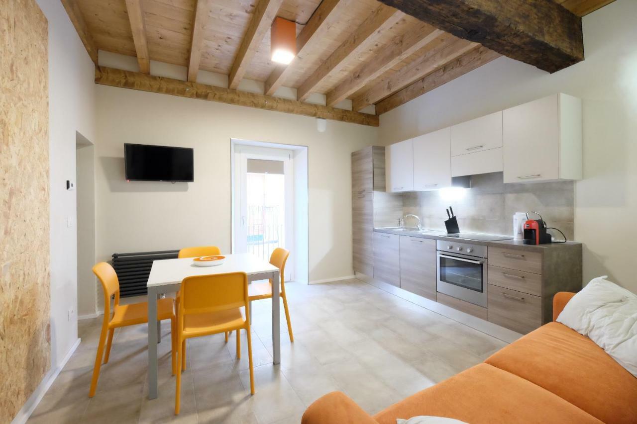 Domus Leydi Apartment Ivrea Luaran gambar