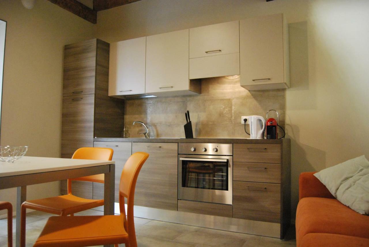 Domus Leydi Apartment Ivrea Luaran gambar