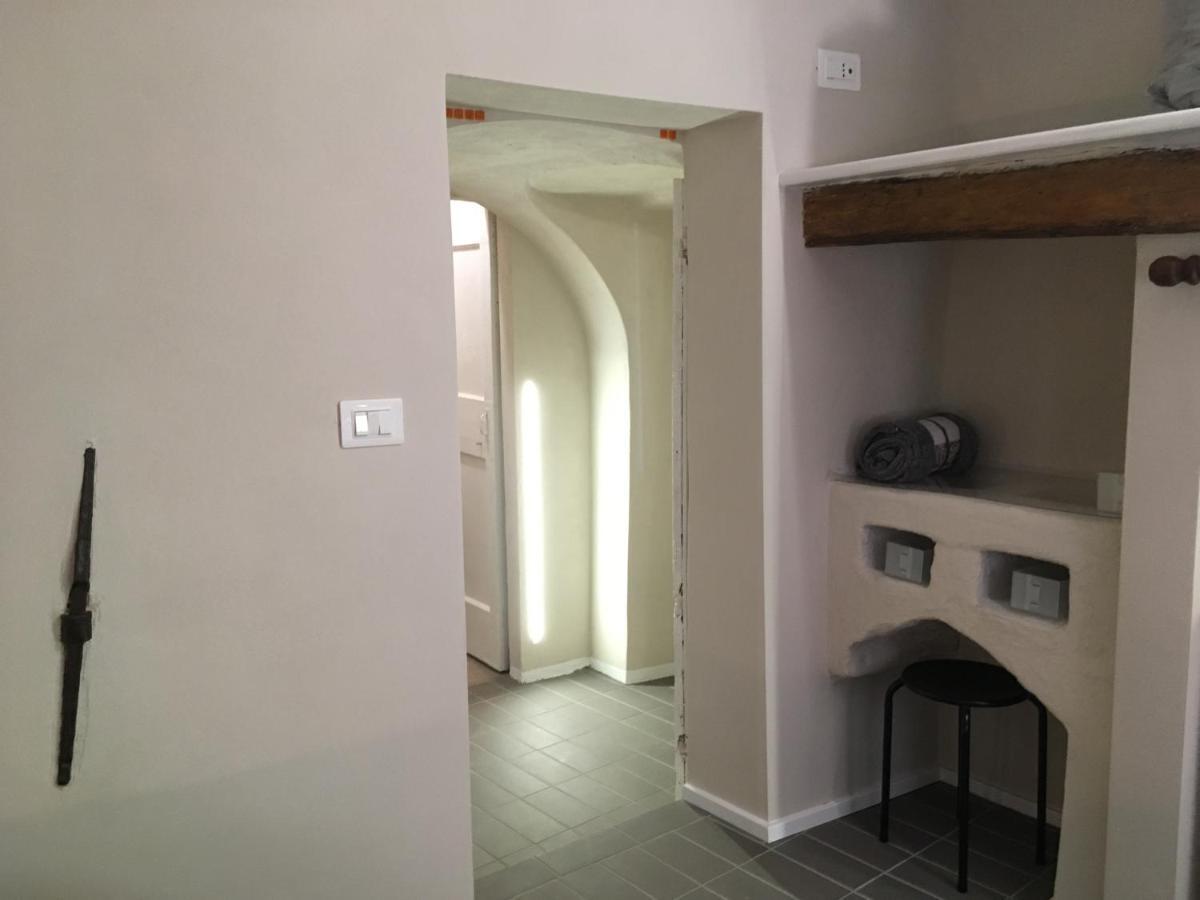 Domus Leydi Apartment Ivrea Luaran gambar