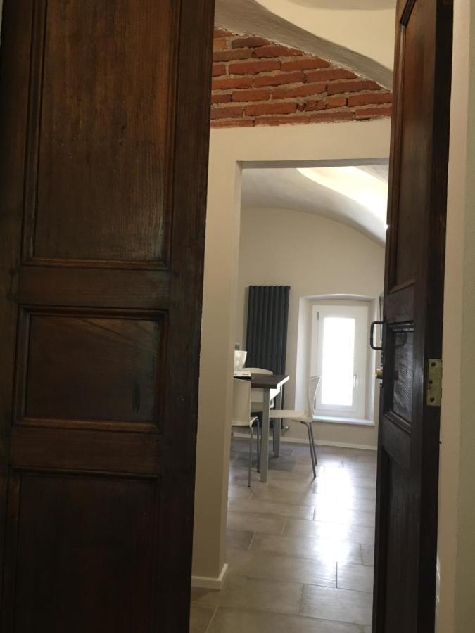 Domus Leydi Apartment Ivrea Luaran gambar