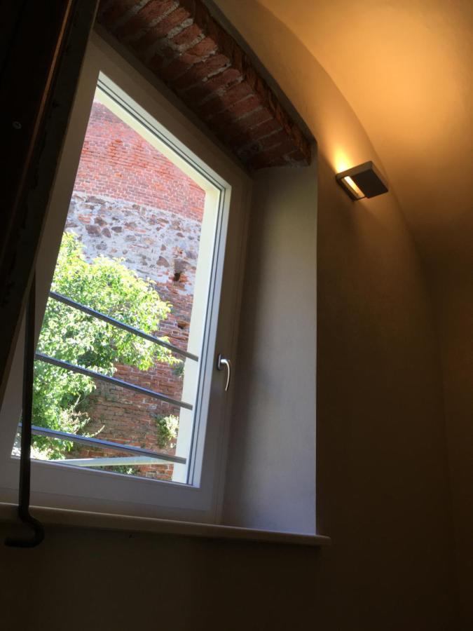 Domus Leydi Apartment Ivrea Luaran gambar