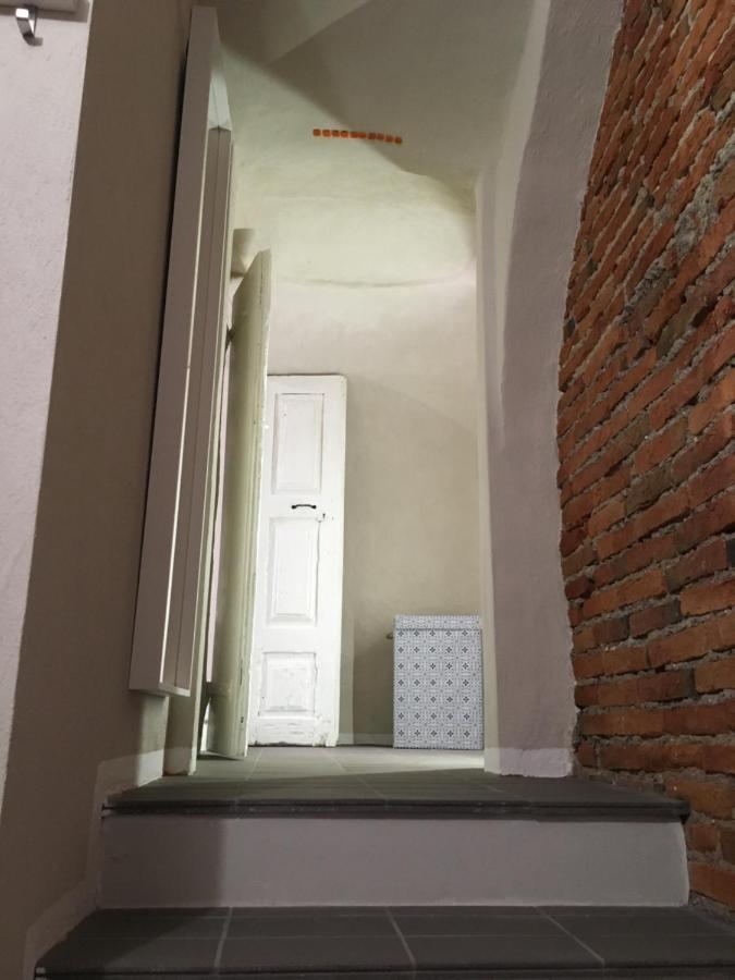 Domus Leydi Apartment Ivrea Luaran gambar